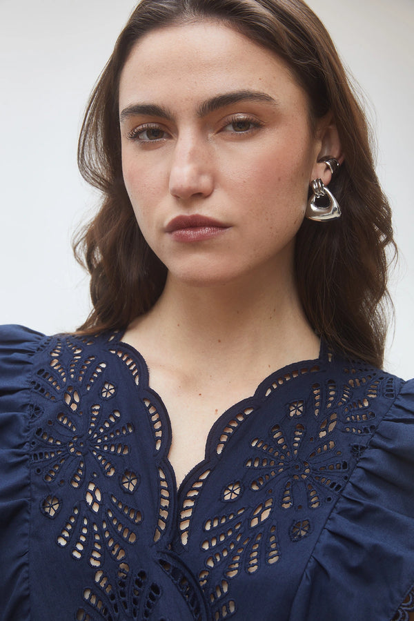 Lila Embroidered Sleeveless Blouse