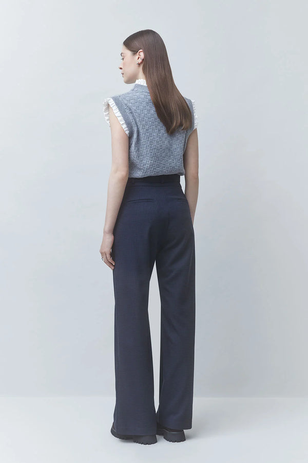 Pireo Short Sleeveless Jumper with Ruffle Details