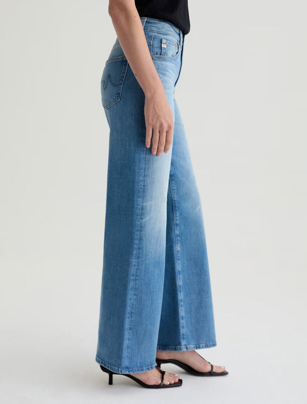 Saige Wide Leg AG-ed Mid-Rise Fit Denim