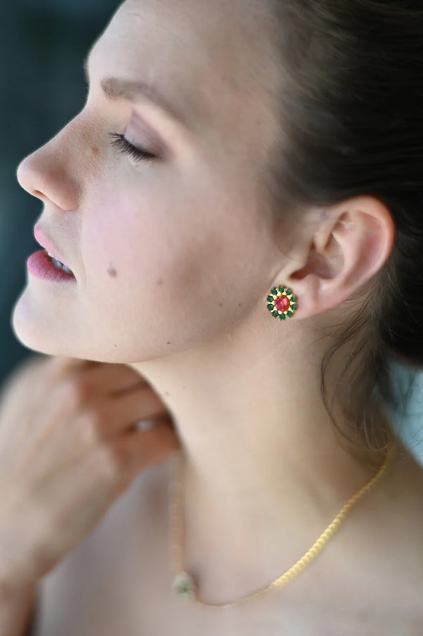 Tiny Georgian Stud in Indian Pink and Emerald
