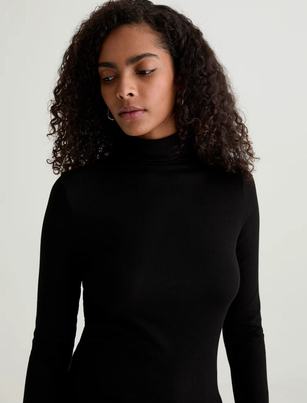 Chels Turtleneck