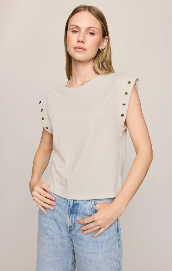 Camino Grommet Muscle Tee