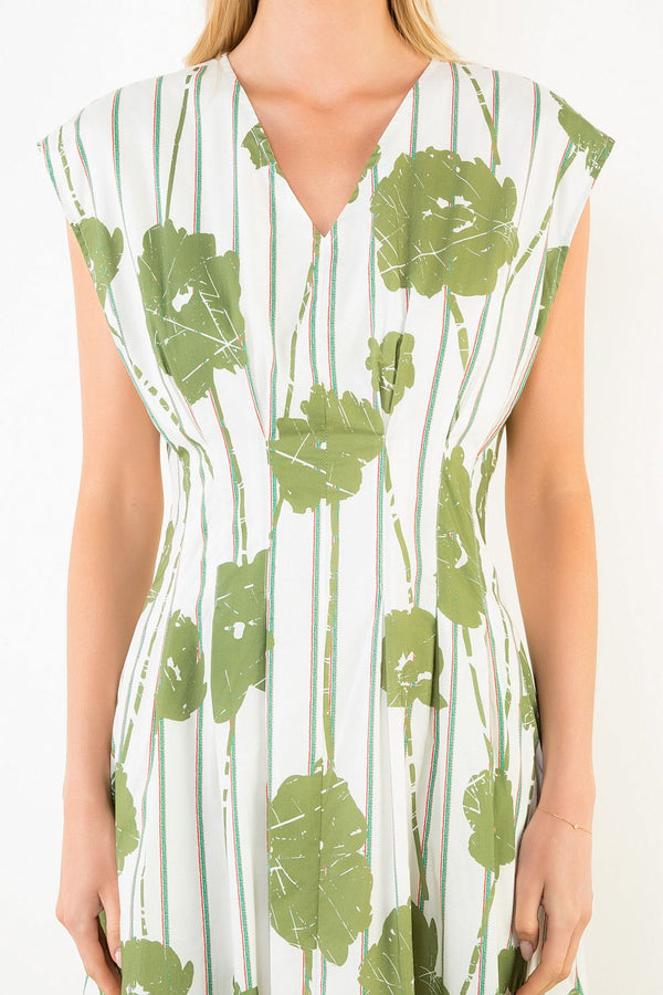Sleeveless Pattern Detail V-Neck Dress