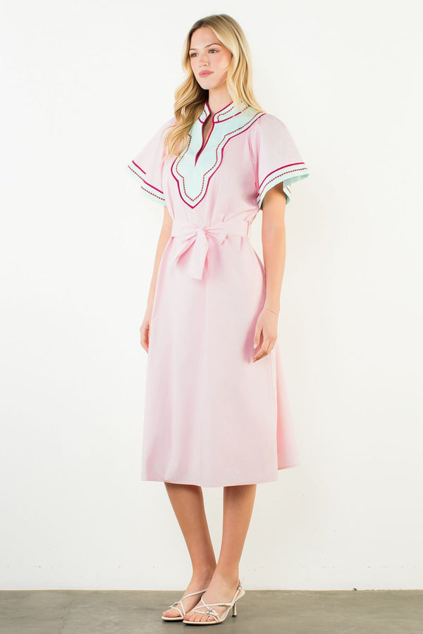 Short Sleeve Trimmed V-Neck Belted Dress